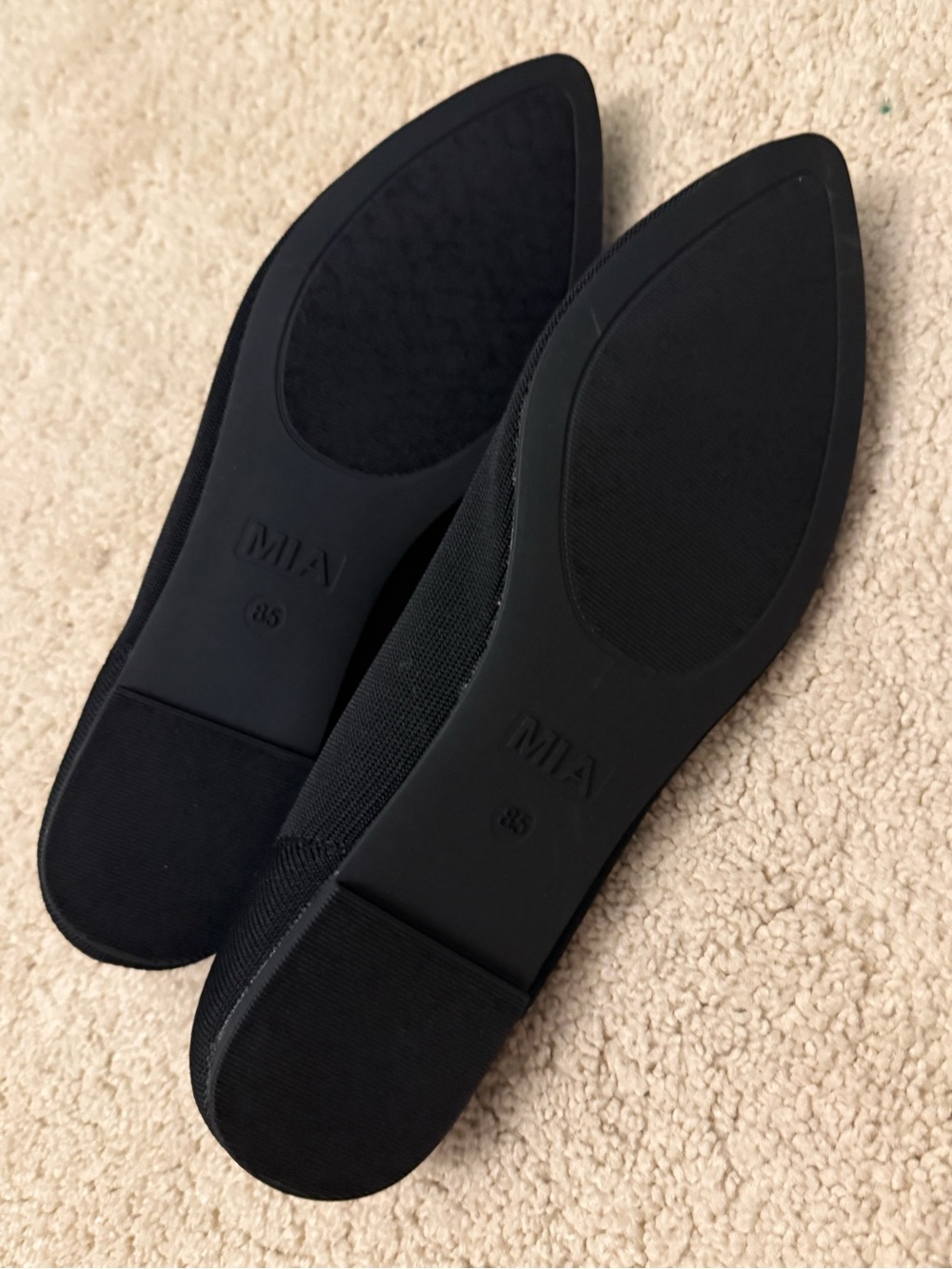 MIA Black Pointed Toe Slip-On Flats- never worn - Picture 2 of 2
